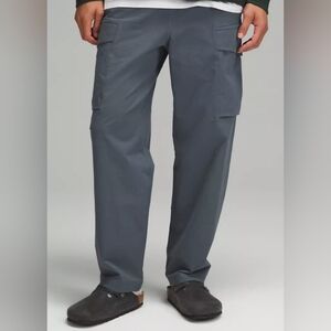 Lululemon Stretch Cotton VersaTwill Relaxed-Fit Cargo Pant